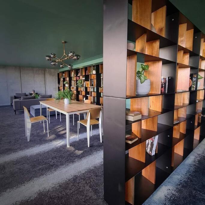 Cosmopolitan Apt 1407, 5 Star Facilities, 15M Sjo Airport, Parking, Pool, Gym Сан-Хосе Экстерьер фото
